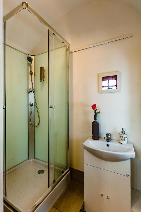 إسترغوم Bridge Apartment المظهر الخارجي الصورة